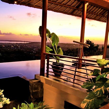 The Longhouse, Jimbaran - Bali Hotell Exteriör bild