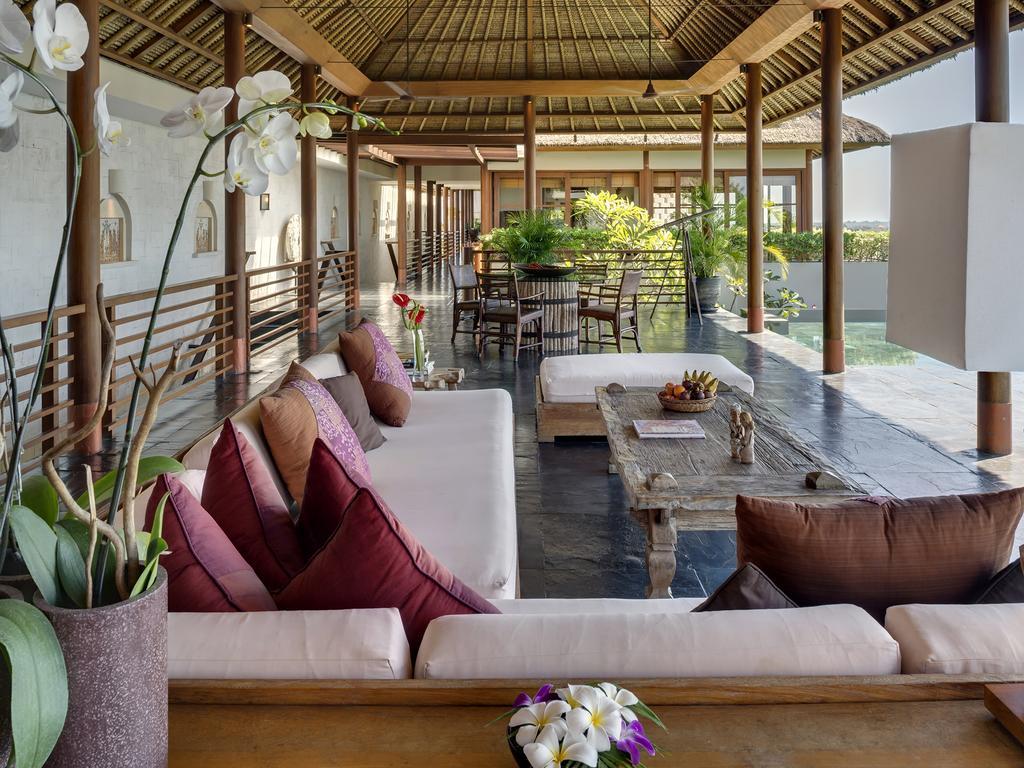 The Longhouse, Jimbaran - Bali Hotell Exteriör bild