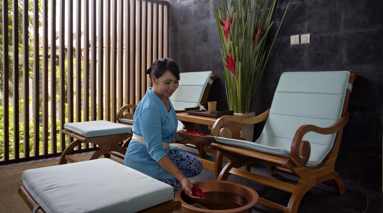 The Longhouse, Jimbaran - Bali Hotell Exteriör bild
